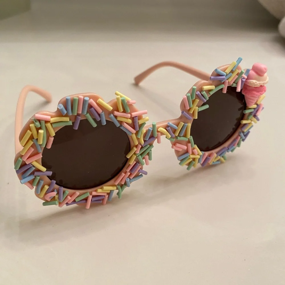 Girls light pink flower shaped sunglasses w sprinkles and ice cream charm